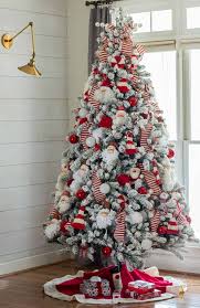 Begin with a theme and yes, traditional is a theme. The Best Theme Christmas Tree Ideas To Take Your Decor Up A Notch This Holiday Apartment Therapy