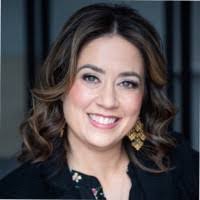 Diana Davis's Instagram, Twitter & Facebook