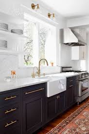 Beautiful White Kitchen With Gold Handles About House Layout 369 Closetdesign Kitchendecor Kit Kitchen Interior Kitchen Renovation Interior Design Kitchen