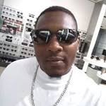 Donte Dyer's Instagram, Twitter & Facebook