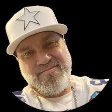 Antoine Hines's Instagram, Twitter & Facebook