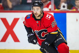 Flames forward andrew mangiapane looks like he's taken his game to the next level. Andrew Mangiapane With Goal And Two Assists Flames Beat Oilers 5 1