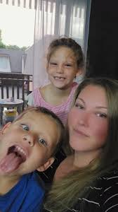 Hello, I'm Debra and something to know about me is I live in Kentucky