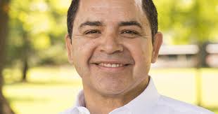 El actual titular Henry Cuellar derrota al Republicano Jay Furman en el  Distrito 28 de la Cámara de Representantes de Texas