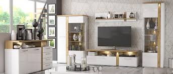 Der wind pfeift ums haus, und der regen prasselt gegen die fenster. Wohnwande Schrankwande Mit Roller Sparen