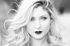 NO LIMITS: Taylor-Ann Hasselhoff On Her Artistic Evolution, Philanthropy &  More!