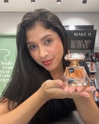 Imagine uma semana repleta de ofertas exclusivas, essa é a Semana do  Consumidor O Boticário 2025. No Dia do Consumidor, e em vários outros,  aproveite descontos especiais em seus produtos favoritos de