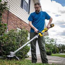 Lawnstarter ranked the best cordless weed eaters by power, cutting width, weight, price and warranty. Best Battery Powered Weedeater Roundup Hands On Testing Ptr