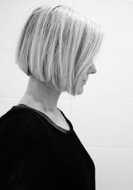 Born in london, england and raised in montreal, francoise robertson acquired a health sciences degree and then a bachelor's of commerce only to fall into a. Kort Page Med Uppklippt Nacke Frisyr For Kort Har Frisyr Uppklippt Frisyrideer