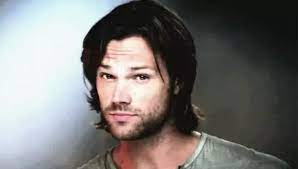 Many of them are timeless and can be worn in just about any era. Do Girls Like Long Hair Or Short Hair On Guys Quora