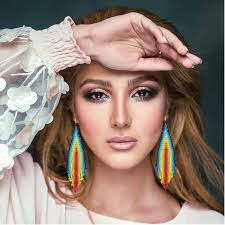 Amazon.com: Luluping Aretes largos de chaquira estilo bohemio nativo hechos  a mano con chaquira y borlas para mujeres y niñas, aretes bohemios grandes  ...