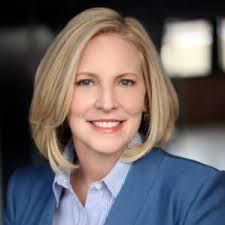 femaleempowerment #womenchangemakers #bankingindustry #femaleleaders