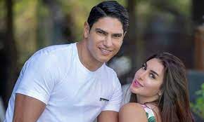 Jun 24, 2021 · علّقت الفنانة ياسمين صبري على اتهام عارضة الأزياء والممثلة الأسبانية جورجينا رودريجيز، زوجة كريستيانو رونالدو لاعب نادي اليوفنتوس الإيطالي ومنتخب البرتغال، بتقليدها في المظهر والملابس. ÙŠØ§Ø³Ù…ÙŠÙ† ØµØ¨Ø±ÙŠ ÙˆØ£Ø­Ù…Ø¯ Ø£Ø¨Ùˆ Ù‡Ø´ÙŠÙ…Ø© ÙÙŠ Ù„Ù‚Ø·Ø© Ø±ÙˆÙ…Ø§Ù†Ø³ÙŠ Ø© ØµÙˆØ±Ø© Ø§Ù„Ù‚Ø¯Ø³ Ø§Ù„Ø¹Ø±Ø¨ÙŠ