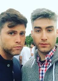 Get the iridescent effect with either a stark white or rosy gold base. Colin Jost Height Weight Age Girlfriend Family Facts Biography