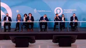El gobierno central está considerando otras alternativas para ayudar a los millones de personas que han sufrido pérdidas económicas debido a la pandemia de coronavirus. El Gobierno Anuncio Un Aumento En El Monto De La Tarjeta Alimentar Y Que Ahora Llegara A 3 7 Millones De Ninos Infobae