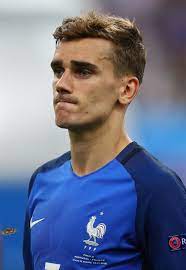 Ladies, if you want to try different hairstyles, and don't want to cut your hair very short, these 25 best. 62 Antio Griezmann Ideas Antoine Griezmann Griezmann Soccer Players