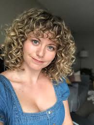 Goodbye Bowl Method Hello Denman Brush Curlyhair In 2020 Curly Hair Styles Hair Fair 3a Curly Hair