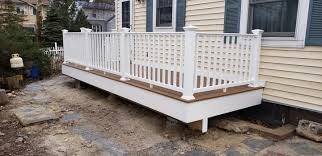 Homeadvisor's deck railing cost guide gives average costs to install deck, balcony or porch railings per foot. White Aluminium Balcony Railing Novocom Top