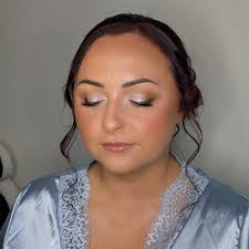 Holly Latham (@hollymaymua) • Instagram photos and videos