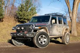 Lifted gladiator there is no limit to what we can build or customize for you on any jeep or truck. 5 Things To Know For Living With A Modified Jeep Wrangler News Cars Com