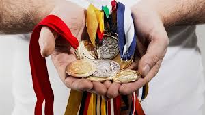 Další české medaile vystříleli david kostelecký a jiří lipták v trapu. Medaile Pro Olympijske Hry Tokio 2020 Vyrobi Diky Vyrazenym Mobilum Idnes Cz