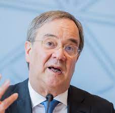 — armin laschet (@arminlaschet) july 17, 2021. Armin Laschet Gibt Fehler Im Buch Zu Plagiatsprufer Stellt Fragen Welt