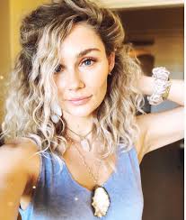 Walking with Grace: 8 Reasons to Love Clare Bowen — Grit and Grace Studio