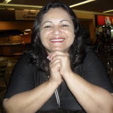 Sheila Fonseca's Instagram, Twitter & Facebook