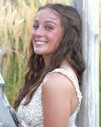 Allison Oakley's Instagram, Twitter & Facebook