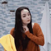 In addition, if you rub your hair for too long with the towel, your hair can be frizzy. Drying Hair Towel Dry Gif Drying Hair Towel Dry Getting Ready Discover Share Gifs