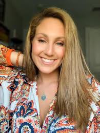 Hello, Is anyone living in Halle plantation neighborhood.