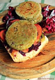 Un secondo piatto vegetale alternativo all'hamburger di carne, scopri gli ingredienti. Vegburger Di Piselli E Patate Cibo Etnico Piselli E Ricette Vegane Gustose