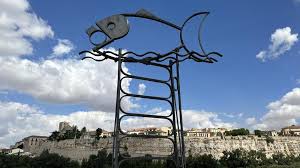 Conoces la leyenda del pez de hierro situado a orillas del Duero? Esta es  la historia del milagro