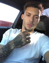 Jordan Holley's Instagram, Twitter & Facebook