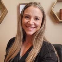 Amanda Keefe's Instagram, Twitter & Facebook