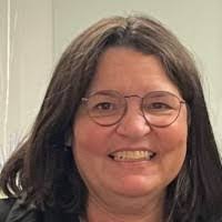 Monic Borges's Instagram, Twitter & Facebook