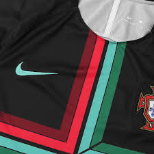 Covilhã e canhoso 1 fev. Camisa Selecao Portugal Dry Squad Ss Nike Masculina