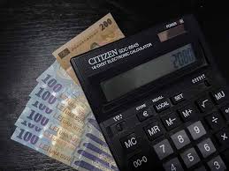 Salariul minim crește diferențiat de la 1 ianuarie 2019, în funcție de studii și vechime în muncă. Salariul Minim In 2019 S A Marit Cat E Salariul Net Pentru Angajati De La 01 Ianuarie 2019 Verticalproexpert