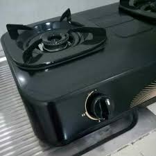Ukuran kompor ini lumayan besar, yaitu 65 x 40,5 x 12,1 cm dengan bahan ceflon. Kompor Gas Rinnai 2 Tungku Ri 302s Kitchen Appliances Di Carousell