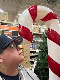 What paint and or prepping method would yall recommend for me to turn this  candy cane into THAT candy cane 👀 Ive never painted anything ever before  but the “shiny candy cane”