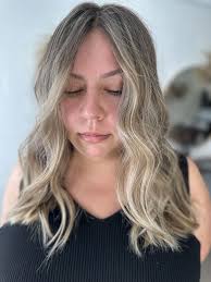 Le Charm Beautique Gift & Greeting Cards