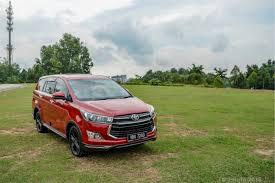 Cara melihat aras minyak hitam kereta innova. Innova 2 0x Bukti Keajaiban Toyota Careta