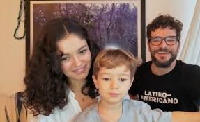 Daniel de oliveira was born on june 19, 1977 in belo horizonte, minas gerais, brazil. Sophie Charlotte Conta Que Daniel Oliveira Virou Seu Coach Para Viver Gal Costa No Cinema Notas Glamurama