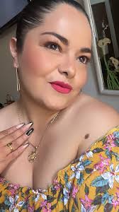 Rodéate de personas exitosas, recuerda que tu eres las 5ta persona que  tendrá exito!🙏🏻