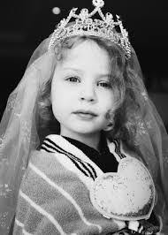 Kara Baird's Instagram, Twitter & Facebook