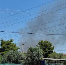 Η πυρκαγιά ξέσπασε σε περιοχή με ξηρά χόρτα, ενός του αστικού ιστού και μεταξύ της λεωφόρου μαραθώνος και της περιφερειακής υμηττού. Ex2puwu9mqmpem
