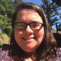 Kerri Hendrickson's Instagram, Twitter & Facebook