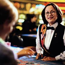 How much does rivers casino in the united states pay? How Much Do Casino Dealers Make In Vegas 2021 Guide Fotolog