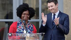 Qui Est La Nouvelle Porte Parole Du Gouvernement