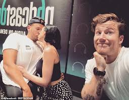A bold topic, we know. Paralympian Dylan Alcott And Girlfriend Chantelle Otten Reveal Intimate Details About Their Sex Life Daily Mail Online